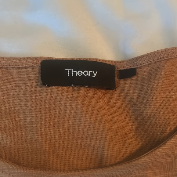 Theory top no size fits like a medium - Picture 2 of 2